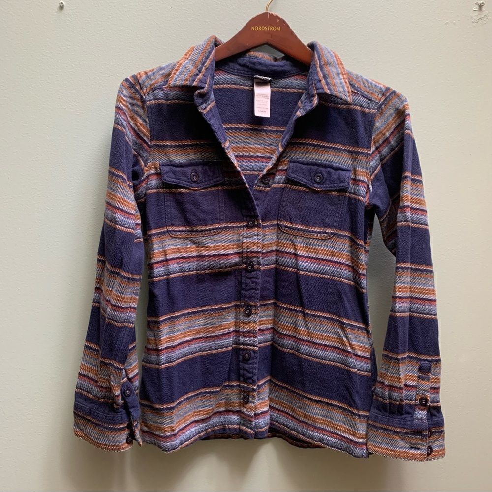 Patagonia Women’s Flannel Button Up Size Small